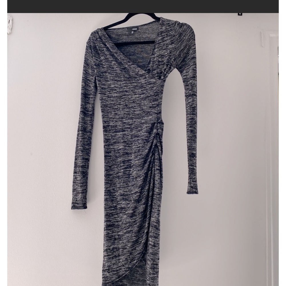 Aritzia Wilfred Free Klum Crossover Dress XXS Long Sleeve Asymmetrical Hem Gray